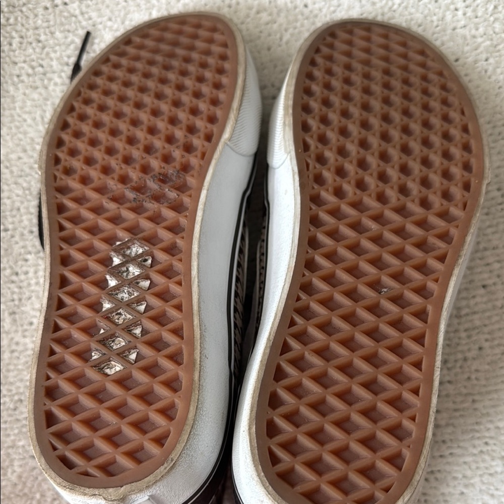 Vans Plaid High-Top Sneakers in Brown and White - Picture 5 of 7